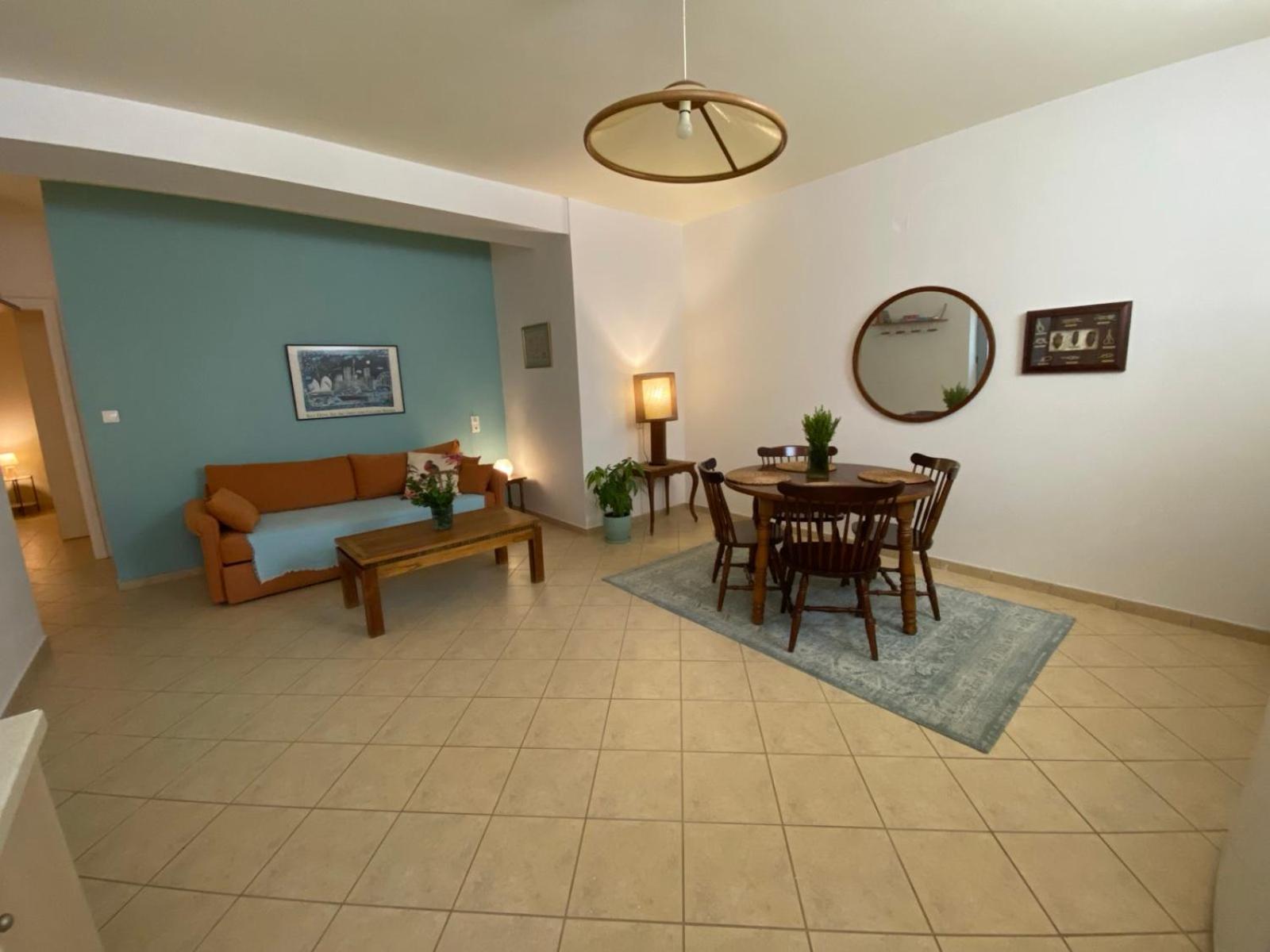 Tria Luxury Residences Stoúpa エクステリア 写真